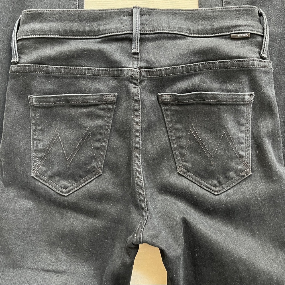 Mother Denim The Weekender High-Rise Flare Jeans in Blackbird - Picture 8 of 10